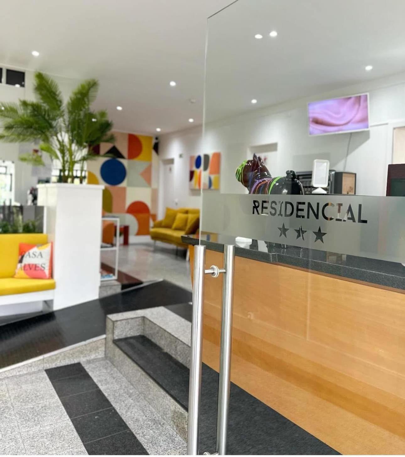 Residencial Dona Teresa Hotel Maía Buitenkant foto